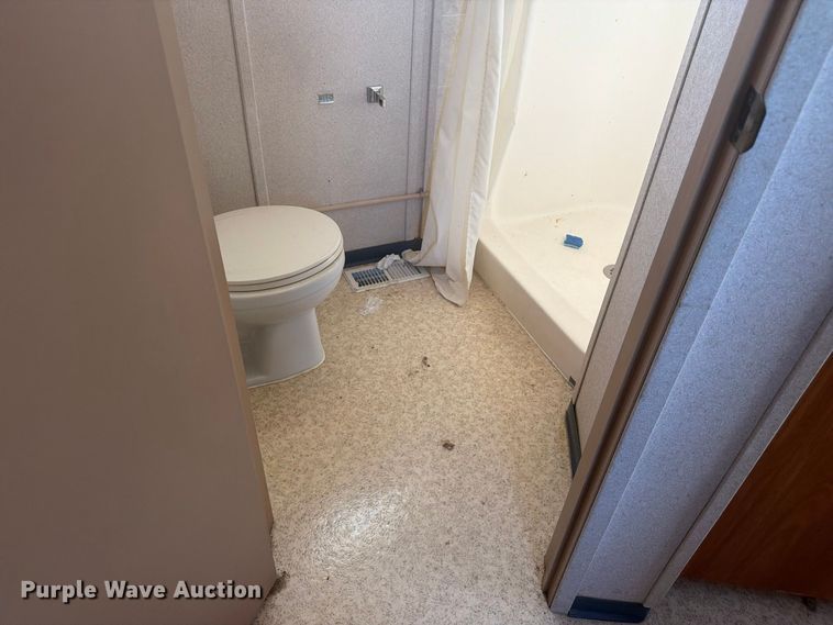 image for item EW2271 Auburn Wellsite skid mounted living quarters