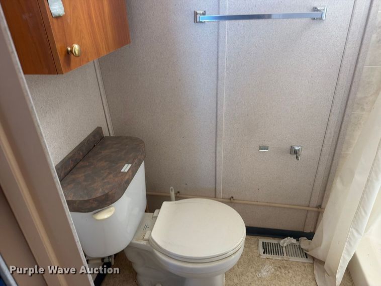 image for item EW2271 Auburn Wellsite skid mounted living quarters