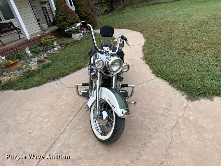 image for item EW4357 2001 Harley Davidson Heritage motorcycle