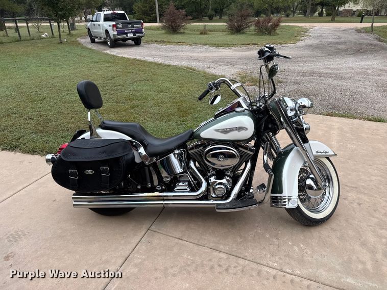 image for item EW4357 2001 Harley Davidson Heritage motorcycle