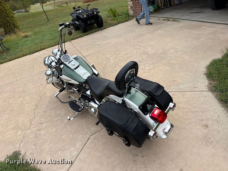 image for item EW4357 2001 Harley Davidson Heritage motorcycle