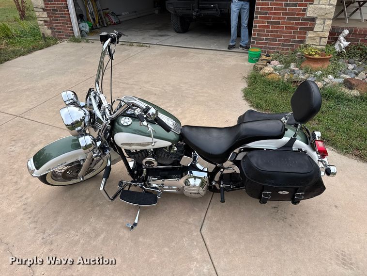 image for item EW4357 2001 Harley Davidson Heritage motorcycle