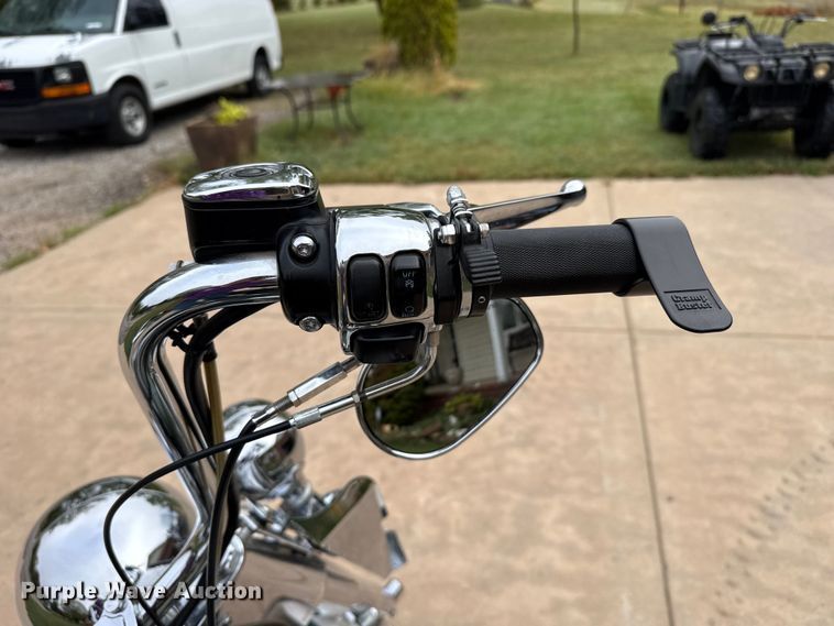 image for item EW4357 2001 Harley Davidson Heritage motorcycle