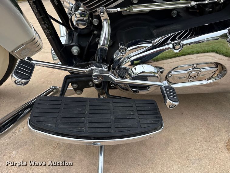 image for item EW4357 2001 Harley Davidson Heritage motorcycle
