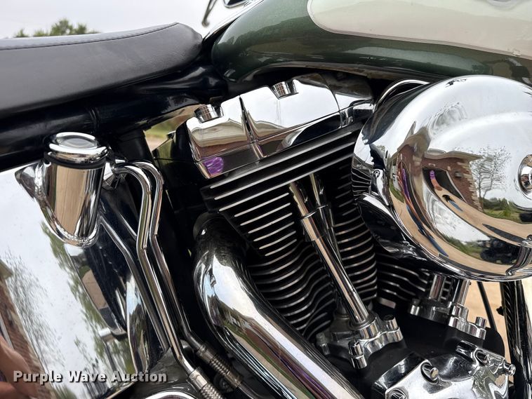 image for item EW4357 2001 Harley Davidson Heritage motorcycle