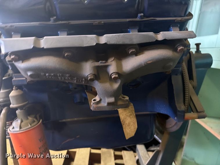 image for item EW4372 1965 Ford engine
