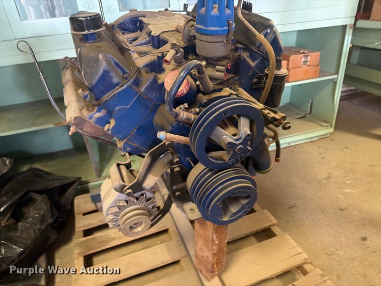 image for item EW4372 1965 Ford engine