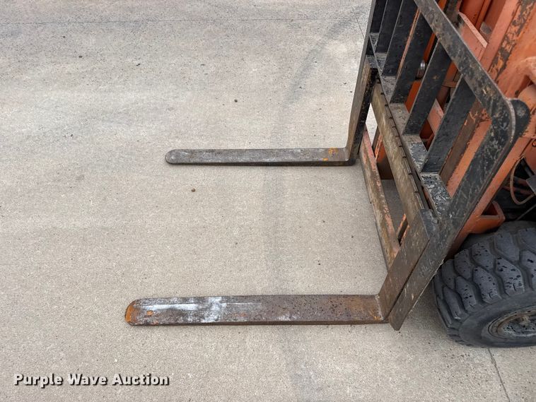 image for item EW4392 1999 Toyota FG18 forklift