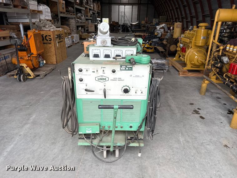 image for item EW4393 Linde UCC-305 welder