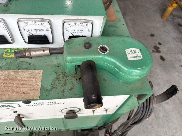 image for item EW4393 Linde UCC-305 welder
