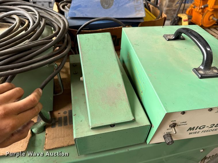 image for item EW4393 Linde UCC-305 welder