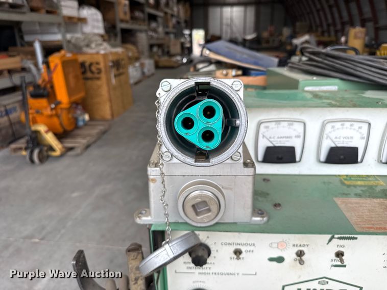 image for item EW4393 Linde UCC-305 welder