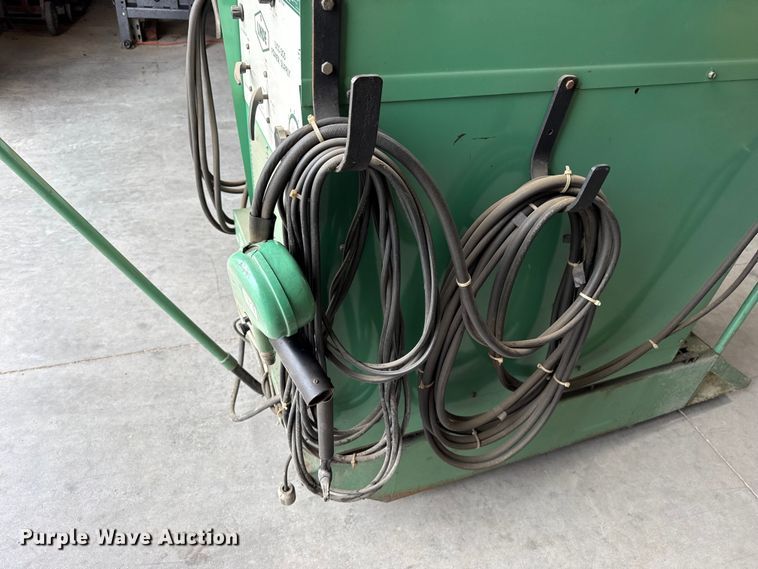 image for item EW4393 Linde UCC-305 welder