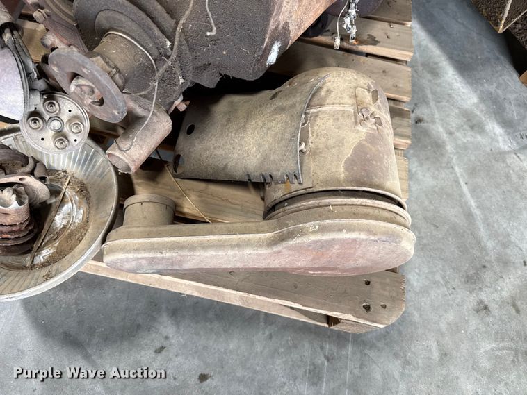 image for item EW4406 Ford engine