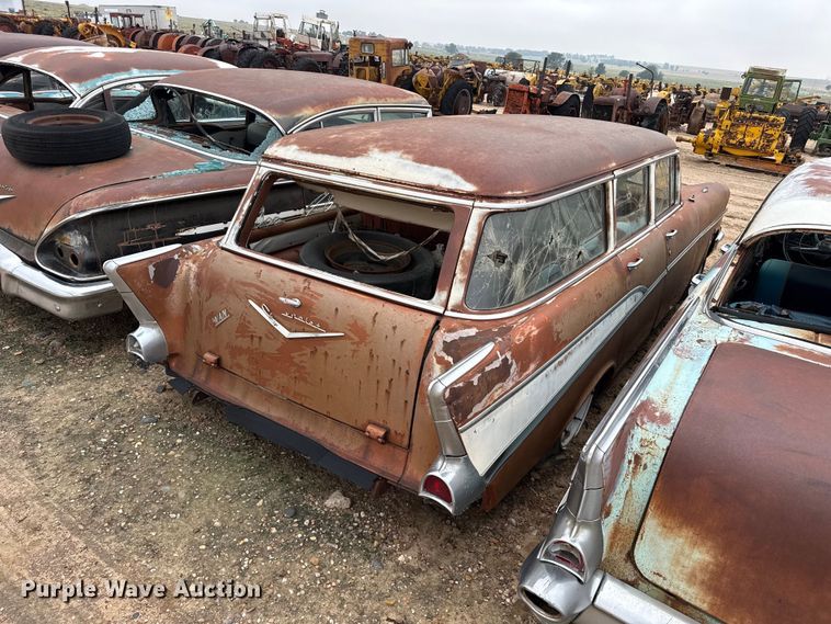 image for item EW4473 Chevrolet sedan