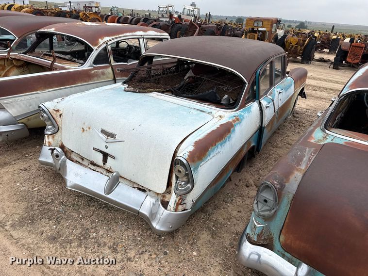 image for item EW4476 Chevrolet Belair sedan