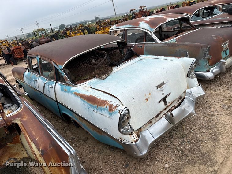 image for item EW4476 Chevrolet Belair sedan
