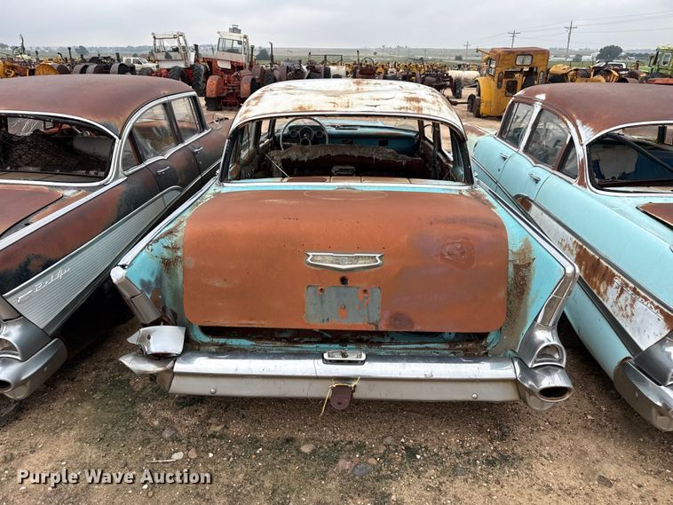 image for item EW4480 Chevrolet sedan