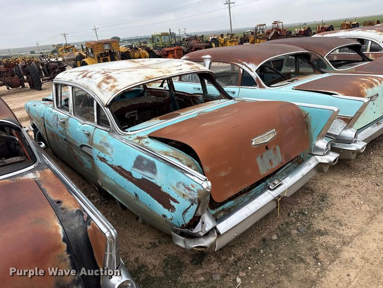 image for item EW4480 Chevrolet sedan
