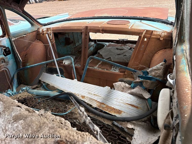 image for item EW4480 Chevrolet sedan