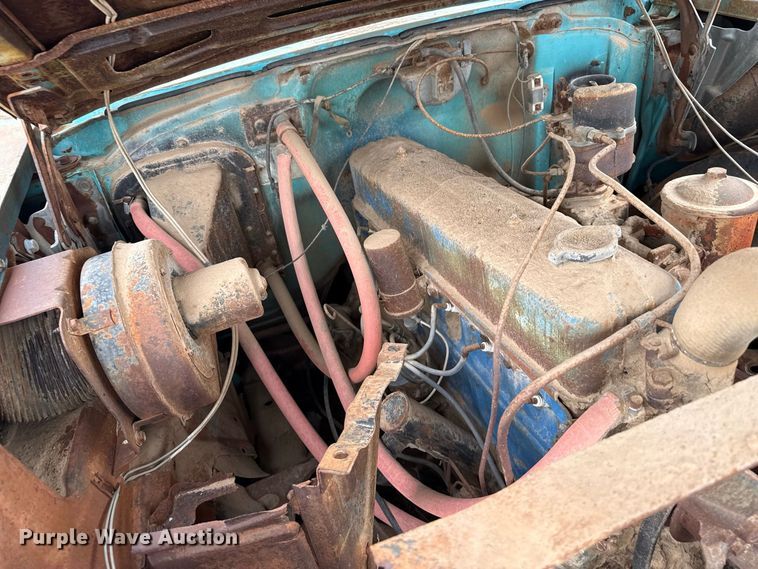 image for item EW4480 Chevrolet sedan
