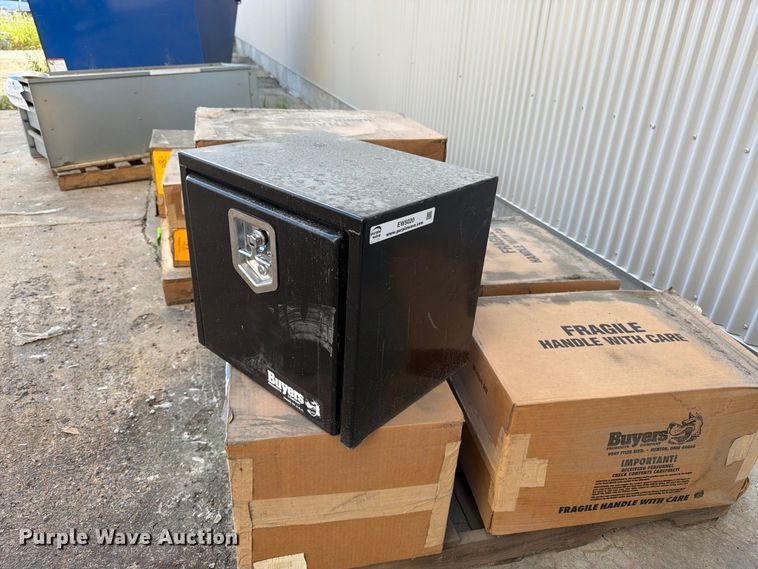 image for item EW5020 (6) Buyers toolboxes