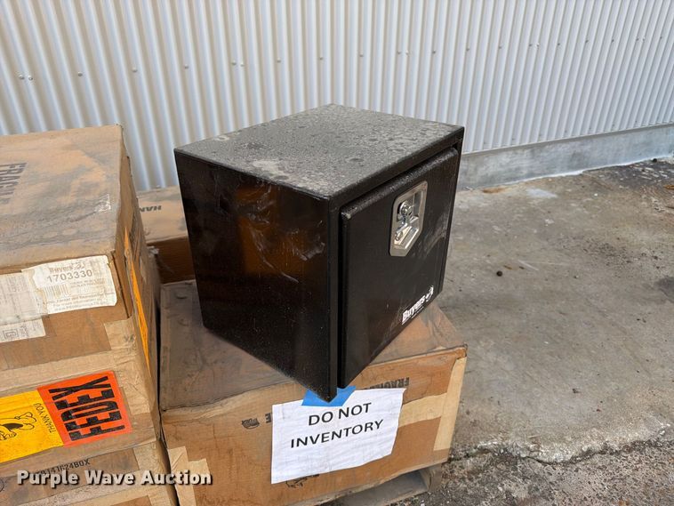 image for item EW5020 (6) Buyers toolboxes
