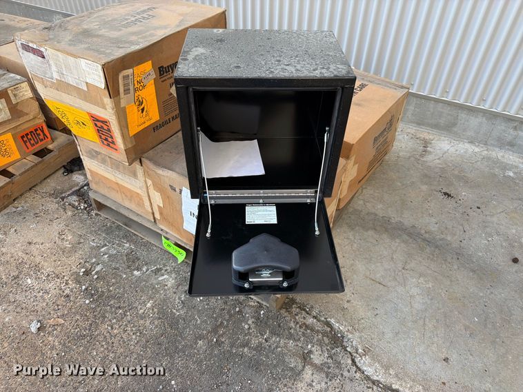 image for item EW5020 (6) Buyers toolboxes