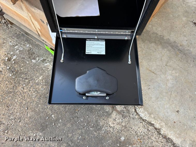 image for item EW5020 (6) Buyers toolboxes