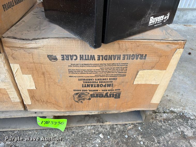 image for item EW5020 (6) Buyers toolboxes