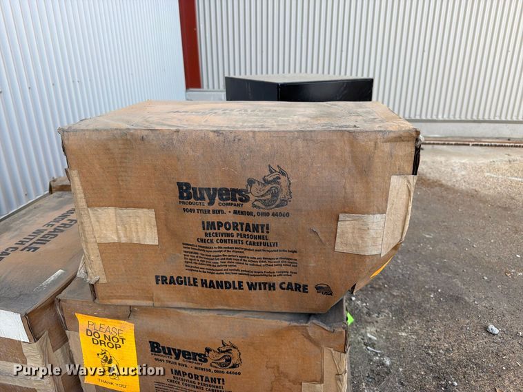 image for item EW5020 (6) Buyers toolboxes