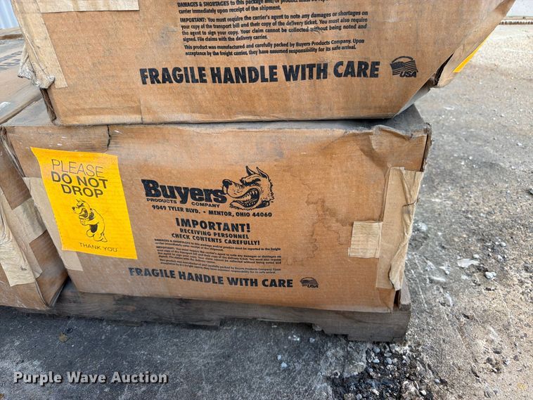 image for item EW5020 (6) Buyers toolboxes