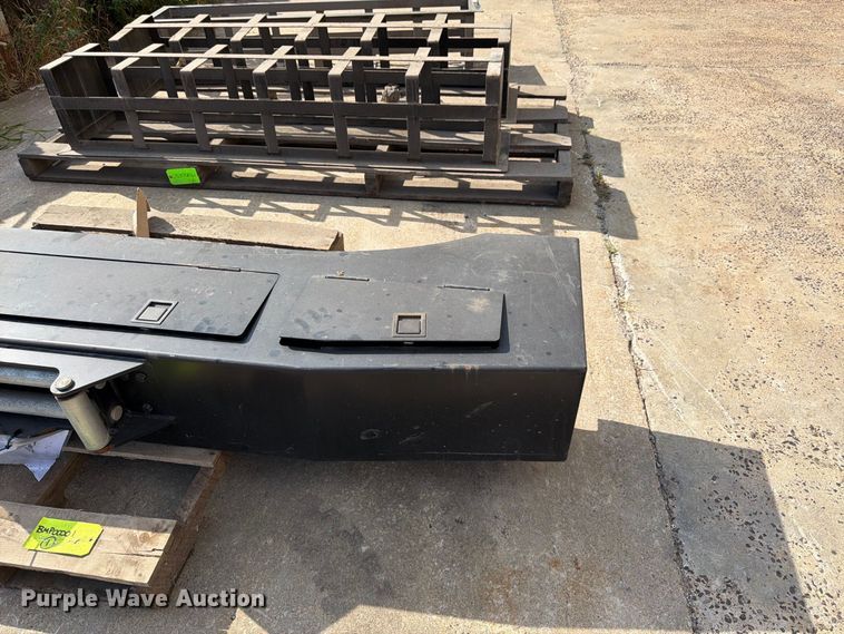 image for item EW5024 Truck bumper 