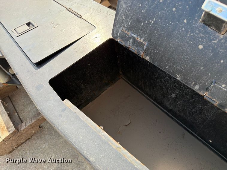 image for item EW5024 Truck bumper 
