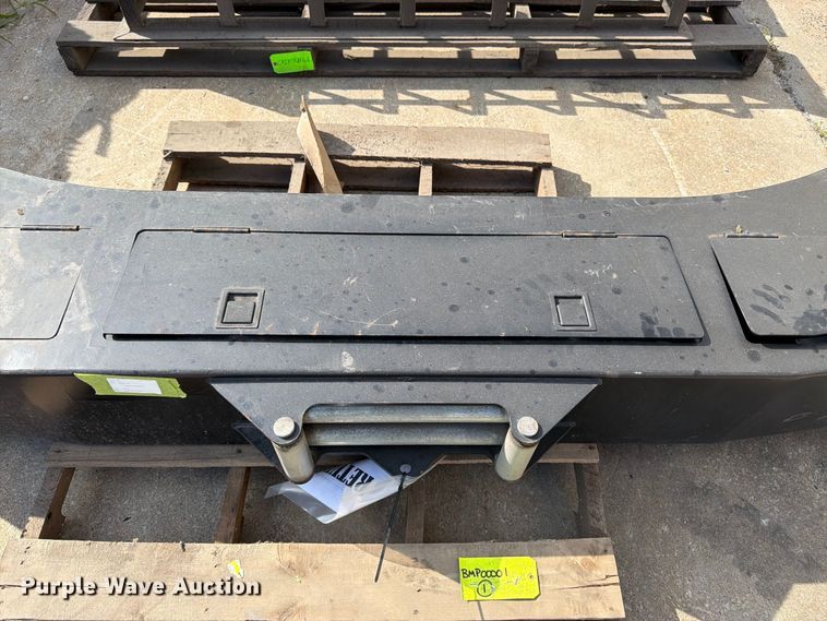 image for item EW5024 Truck bumper 