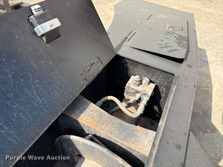 image for item EW5024 Truck bumper 