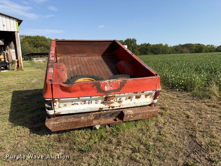 image for item EW5066 Pickup truck bed trailer