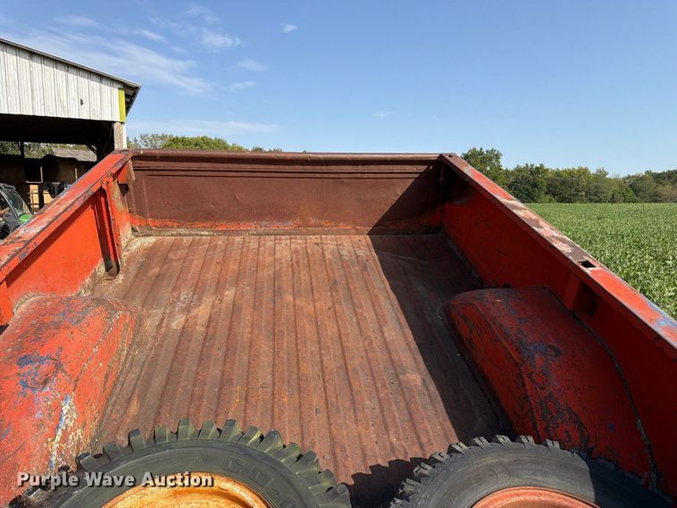 image for item EW5066 Pickup truck bed trailer