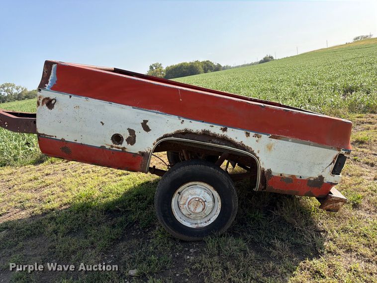 image for item EW5066 Pickup truck bed trailer
