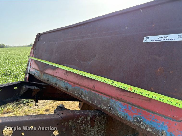 image for item EW5066 Pickup truck bed trailer