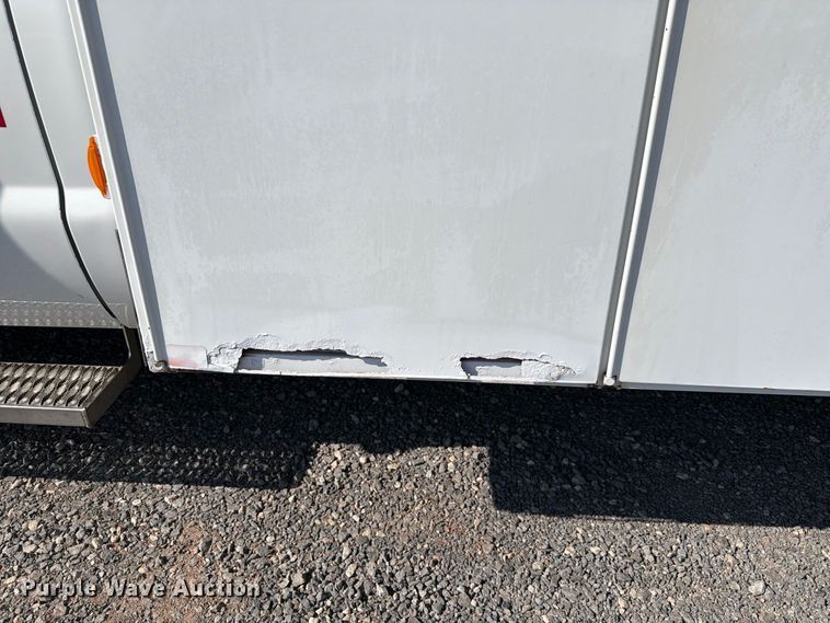 image for item EW8883 2010 Ford F550 Super Duty utility / service truck