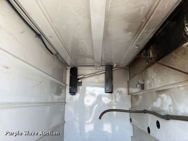 image for item EW8883 2010 Ford F550 Super Duty utility / service truck