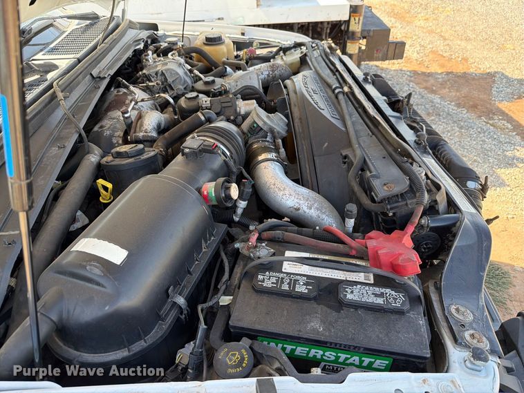 image for item EW8883 2010 Ford F550 Super Duty utility / service truck