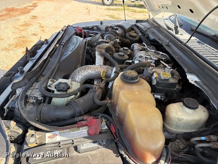image for item EW8883 2010 Ford F550 Super Duty utility / service truck