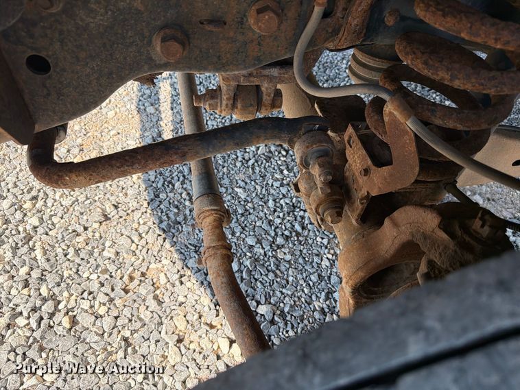 image for item EW8883 2010 Ford F550 Super Duty utility / service truck
