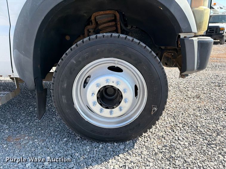 image for item EW8883 2010 Ford F550 Super Duty utility / service truck