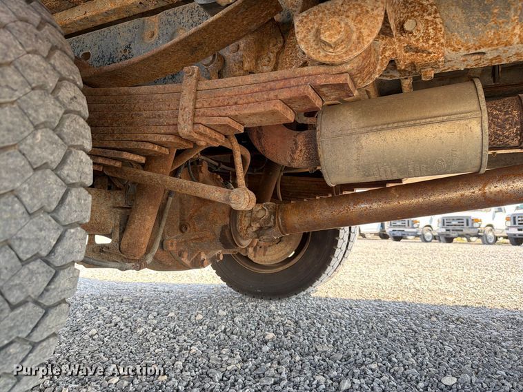 image for item EW8883 2010 Ford F550 Super Duty utility / service truck