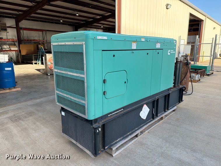 image for item EW8914 Cummins C25 D6 generator