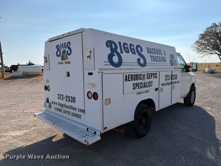 image for item EW8921 2015 Ford Econoline E350 utility van