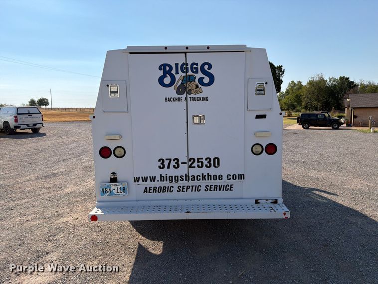image for item EW8921 2015 Ford Econoline E350 utility van